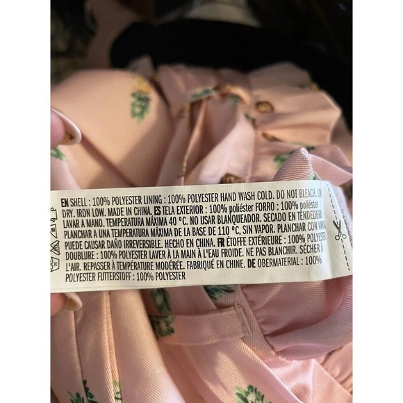 English Factory Paper Bag Pink Pineapple Shorts Size Small - Picture 10 of 10